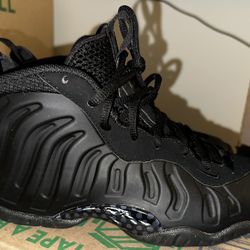 Black Foamposite Size 6Y
