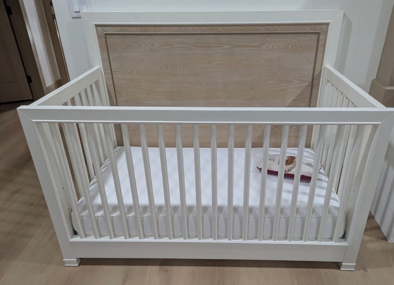 Full Size Smart Stuff Convertable Crib