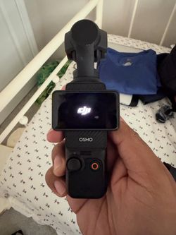 DJI Osmo Pocket 3 Creator Combo