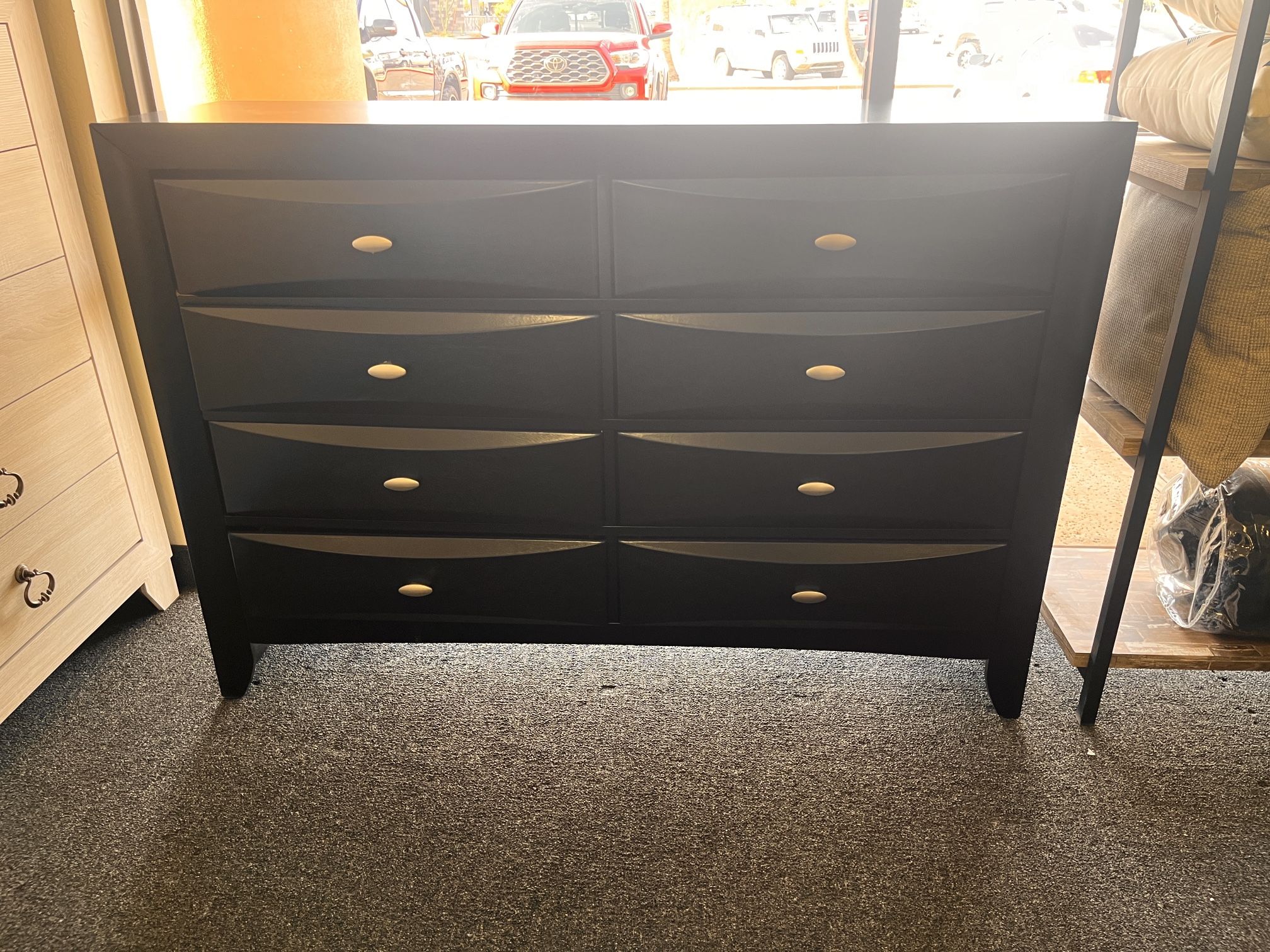 Dresser