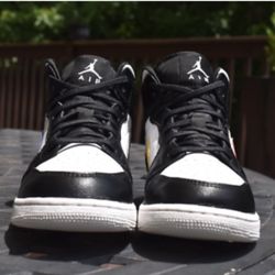 Air Jordan 1 Retro Mid Swoosh Size 6y
