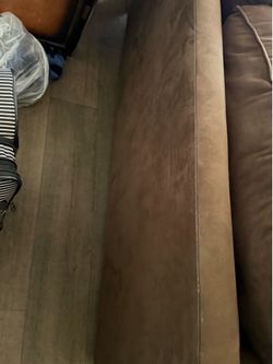 Moving sale—Martha Stewart Sofa pull out (like new)