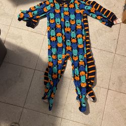 Boys Set Of Two - Full Body Onesie Pijama Size 4T