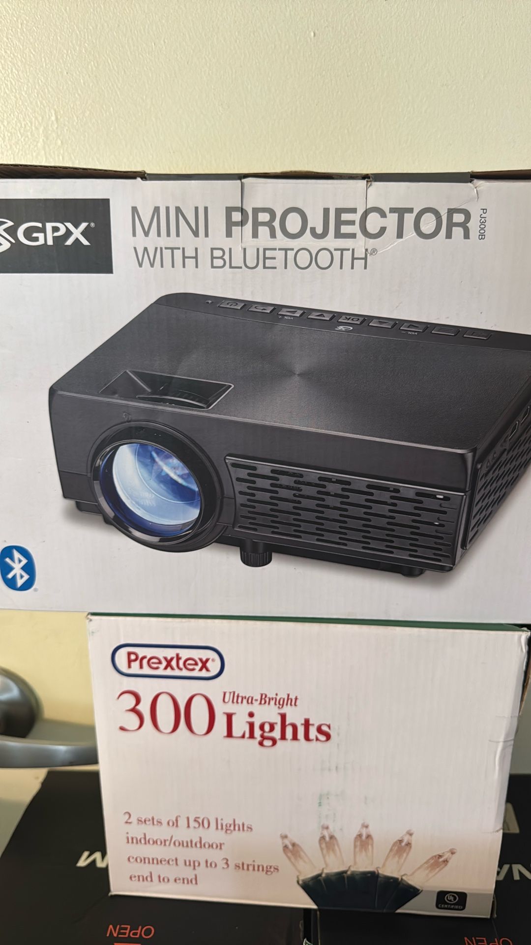 Gpx Mini Projector