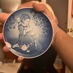 Children's Day Bing & Grondahl Copenhagen Plate