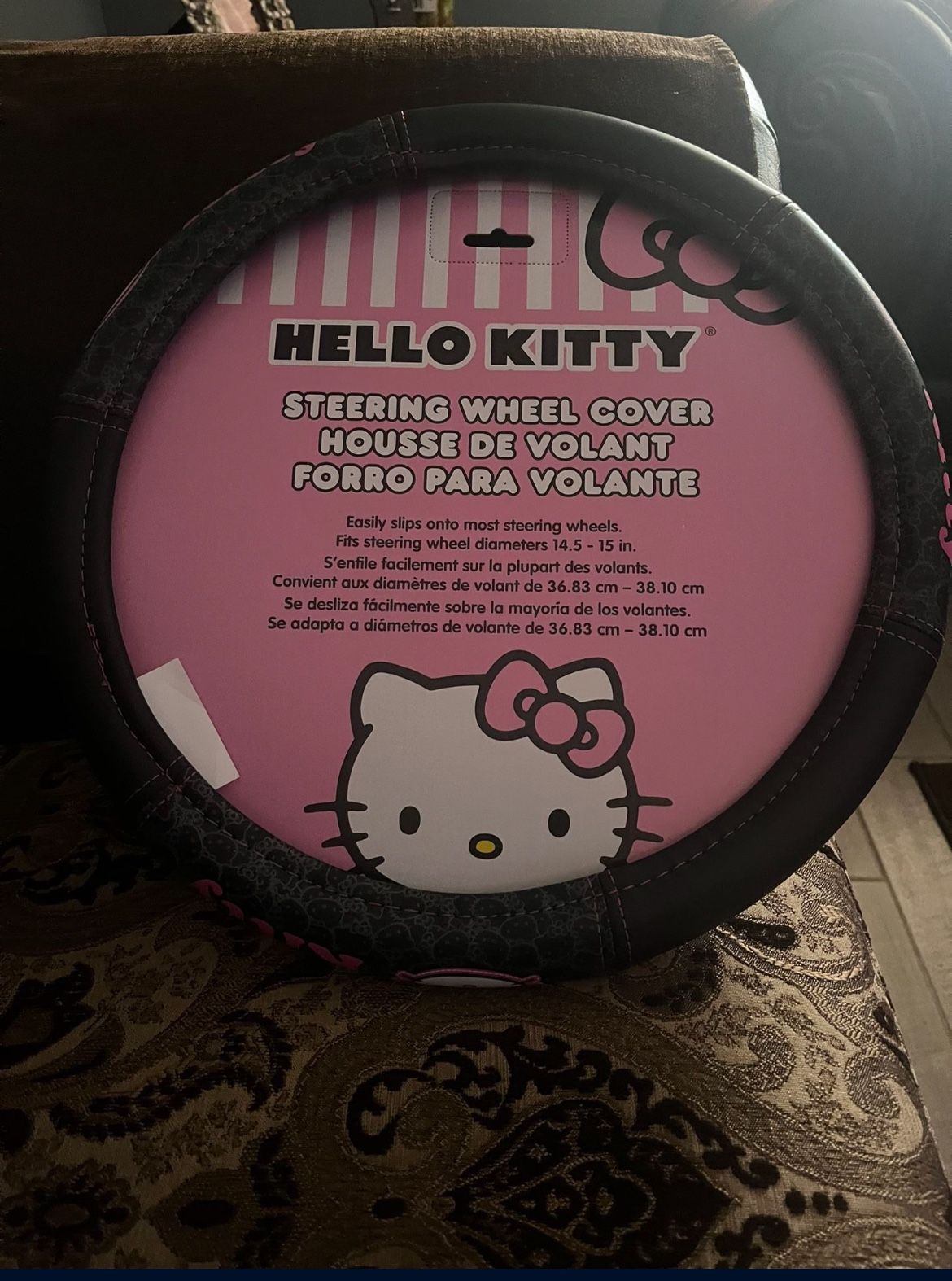 Forro Para Volante universal. Hello Kitty