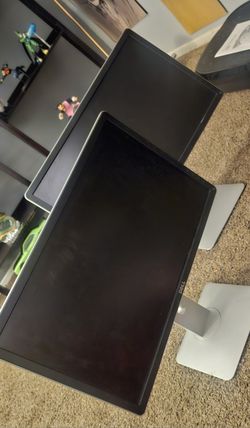 2 Dell Computer Monitors 