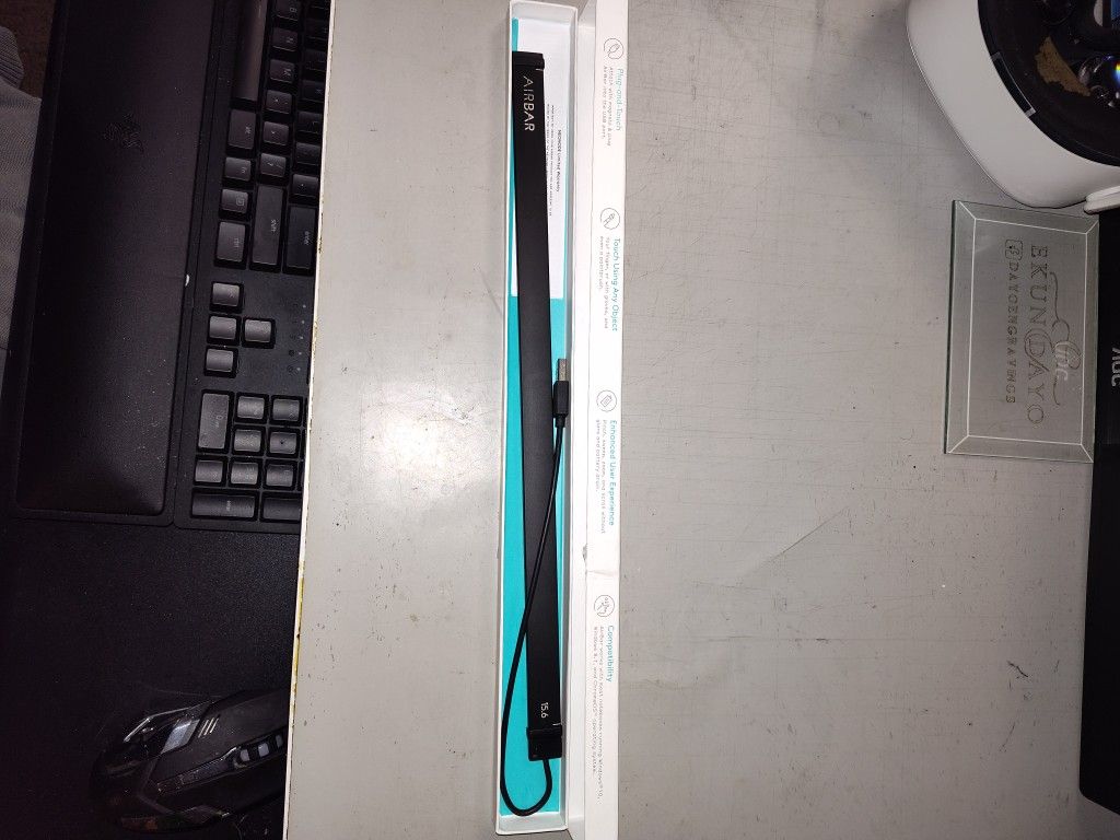 AirBar 15.6
