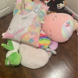 Pillows And Stuffed Animals For Kids 