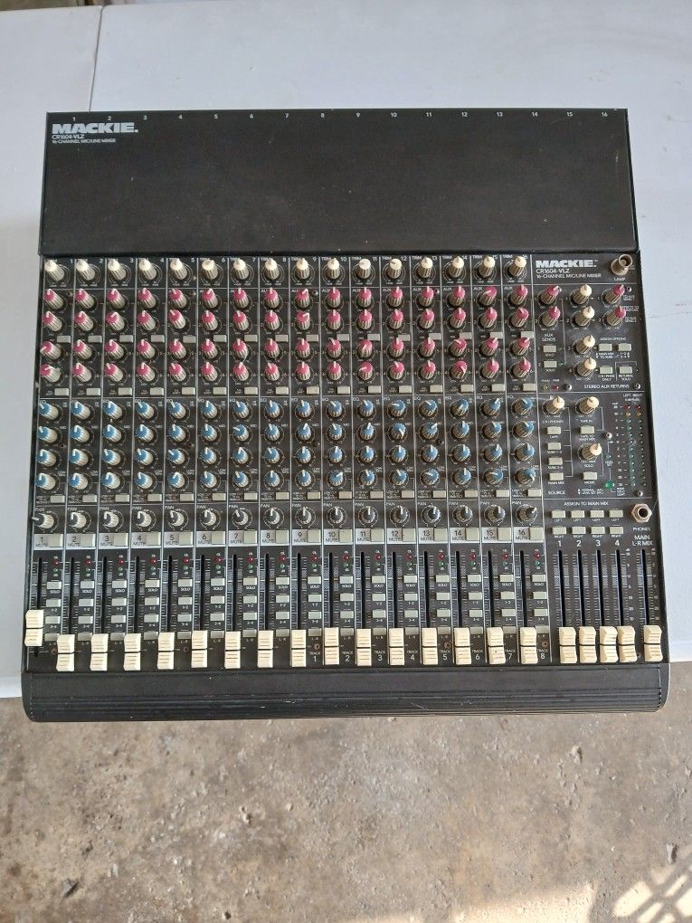 Mackie 16 Channel And Very Good Condition