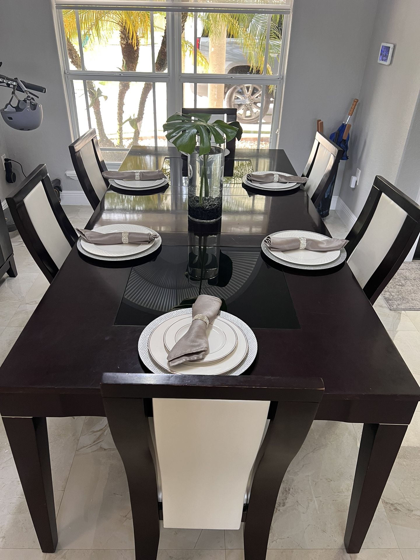 Dining Room With Buffet Table 