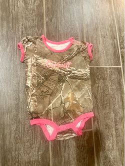 Carhartt camo onsie