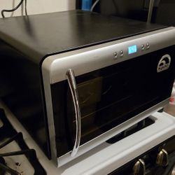 Bottle Wine Cooler / Mini Wine Fridge