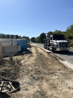 Demolition & Hauling