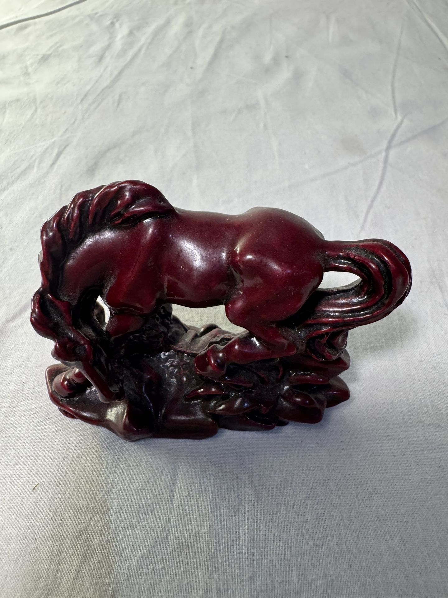 Suzhou Feng- Red Horse