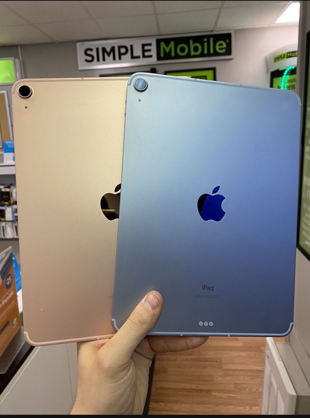 iPad Air 4 Cellular 64GB 10.9” - All Colors