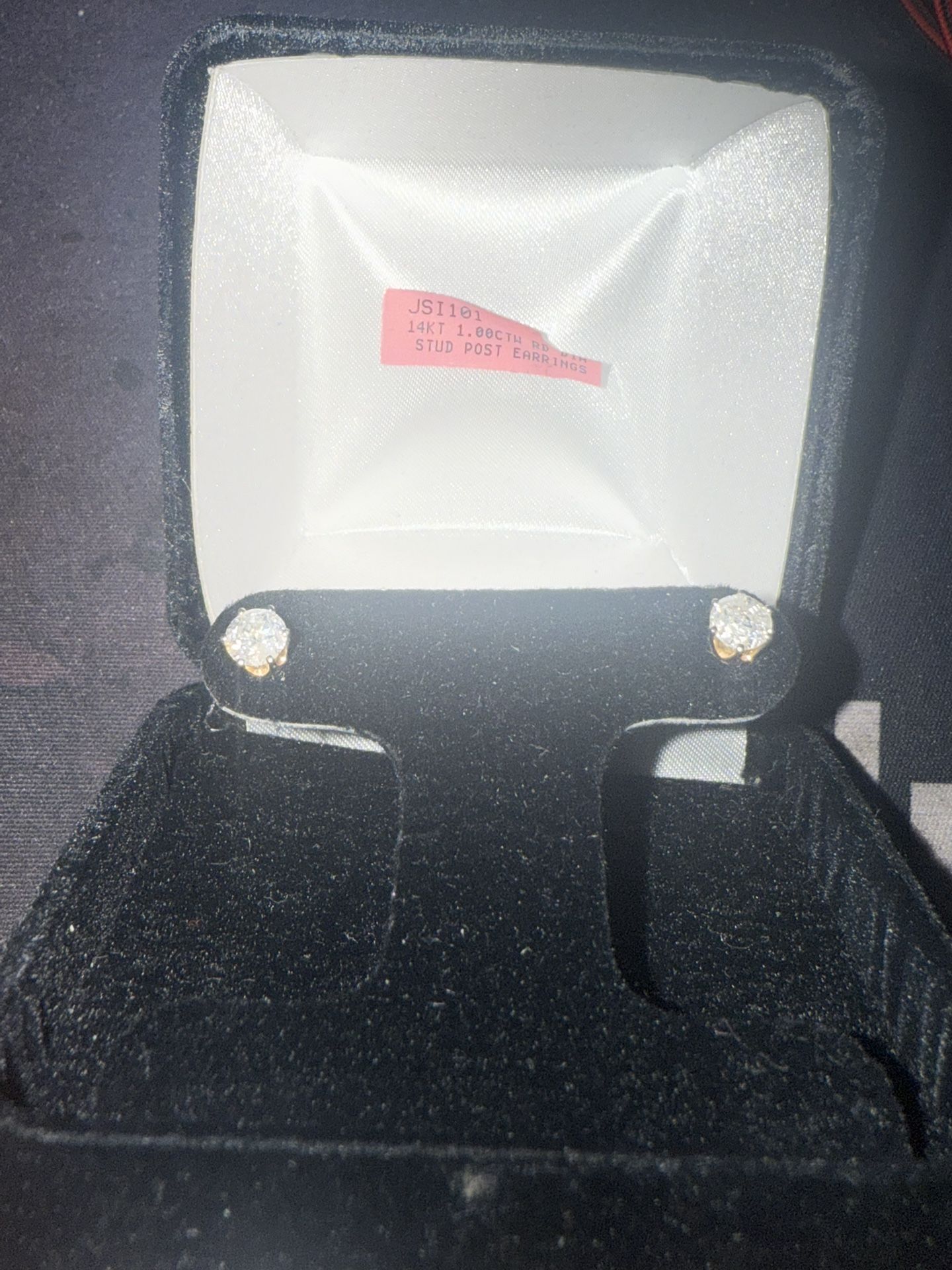 1 Ctw Diamond Earring