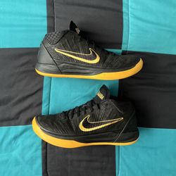 Men’s Nike Kobe AD Size 9.5