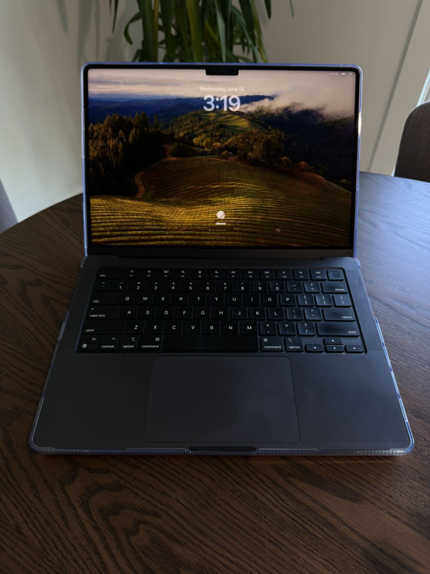 2024 M3 Max MacBook Pro 36GB with 1TB Storage