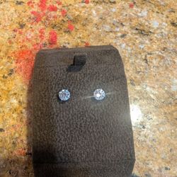 Laboratory Grown Diamond Earrings 