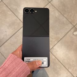 SAMSUNG Z FLIP 6 ATT/CRICKET 512GB 