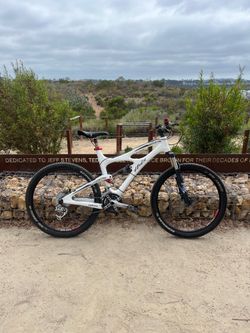 Carbon IBIS mojo SL 26” full suspension mountain bike