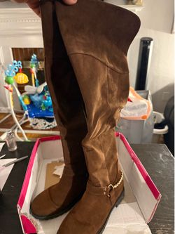 Brown Suede Knee-High Boots with Gold Chain