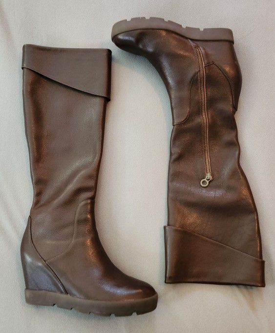 Brand New Max Studio Leather Wedge Boot
