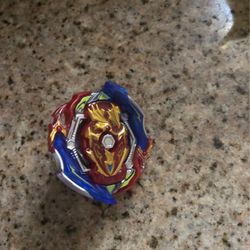5 Beyblades