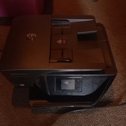OfficeJetPro  6975 Printer/needs Fixed/Read Description 