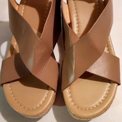 Ladies Tan Wedge Shoes With Velcro Strap