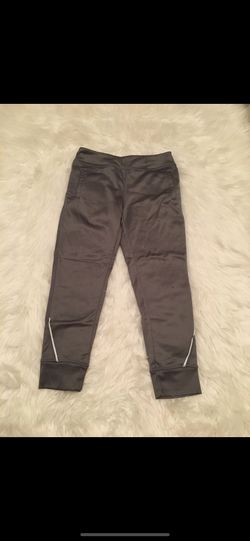 Danskin Now, youth girls size medium 7/8, grey leggings with pockets