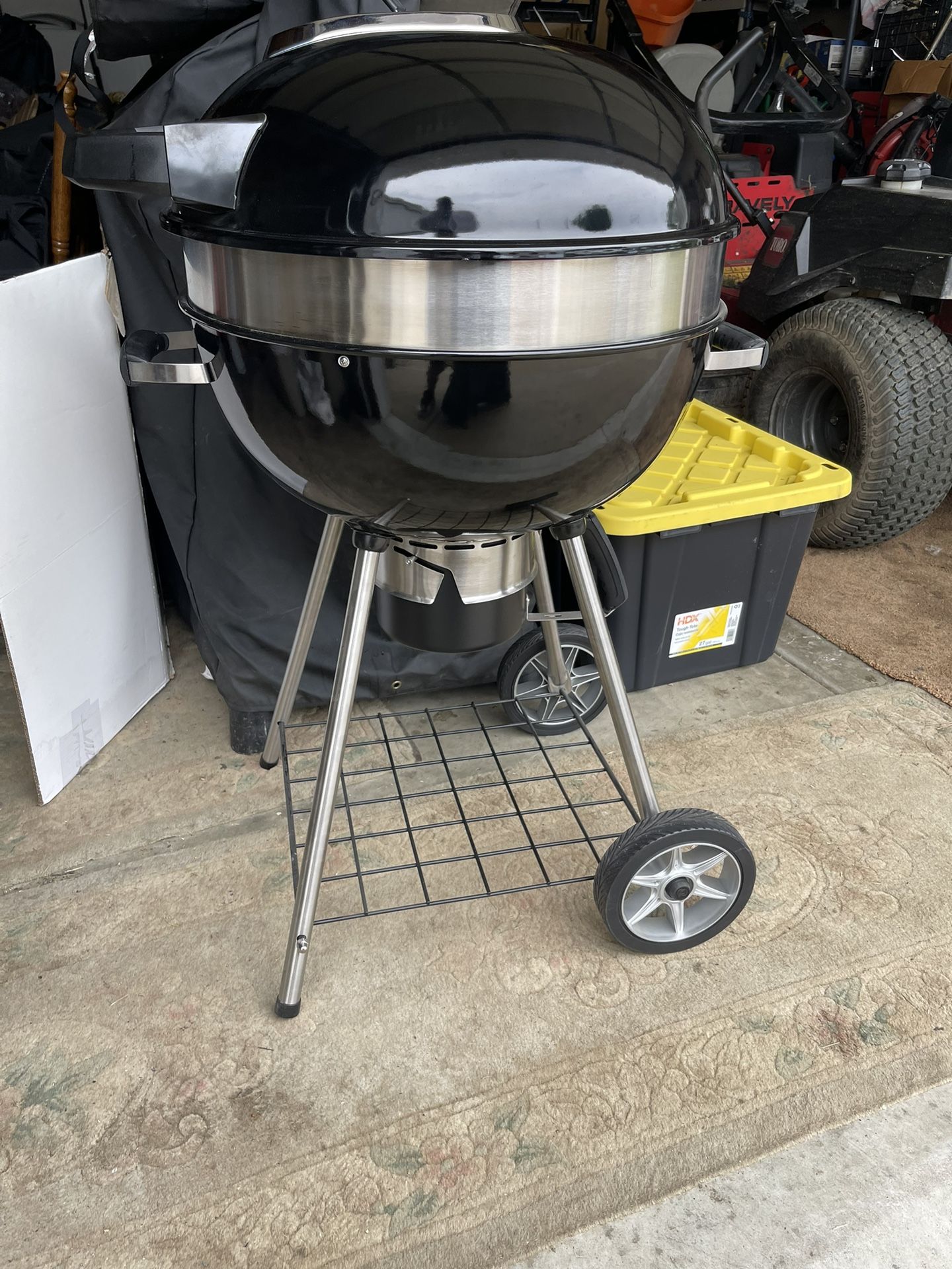 Napoleon Kettle Grill 