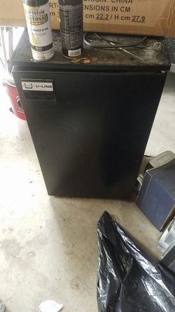 U line top of line Mini fridge