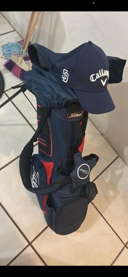 Titleist Stand Golf Bag Navy Blue and SD Hat