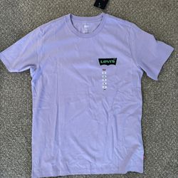 Purple Levi’s Graphic tee