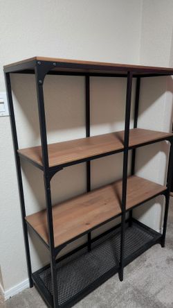 Ikea brand shelves x2