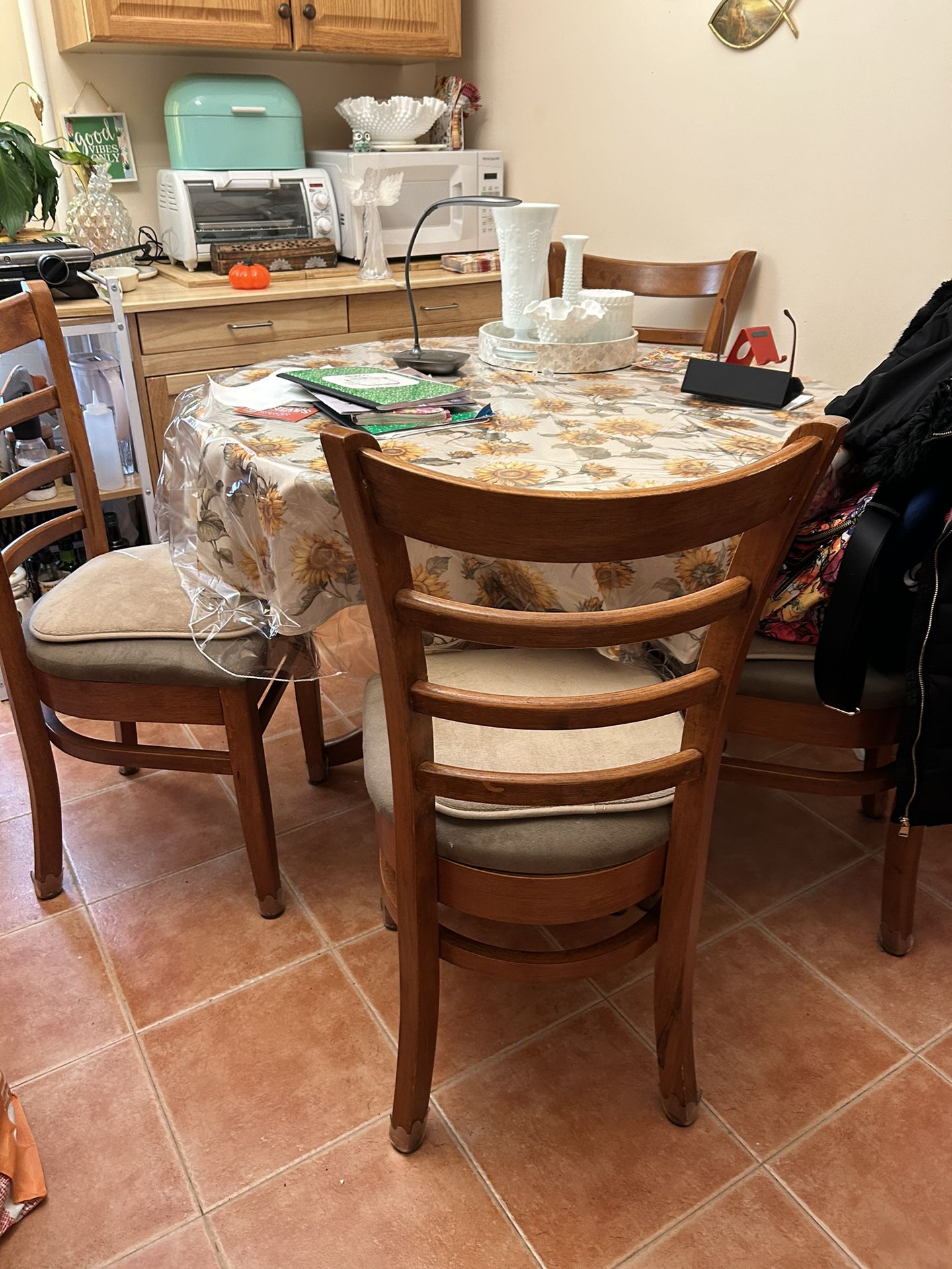 Kitchen Dining Table With 4 Chairs 