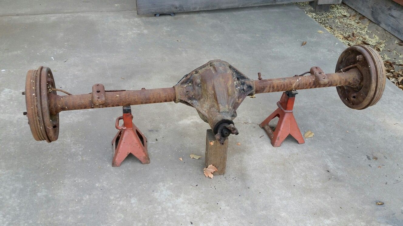 Ford F100 rear axle Dana 44 rear end differential for Sale in Turlock