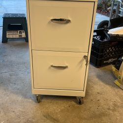 Metal Drawer with wheels
