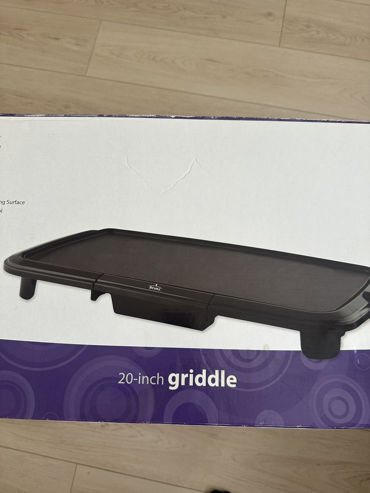 Rival 20 inch griddle for household use