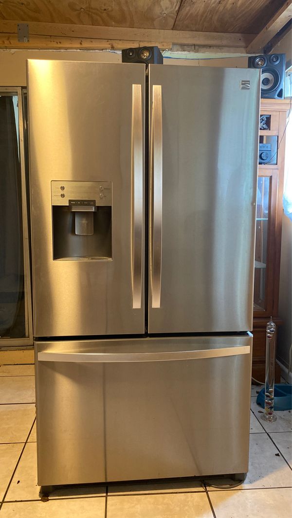 Kenmore Bottom Freezer refrigerator for Sale in Fort Lauderdale, FL