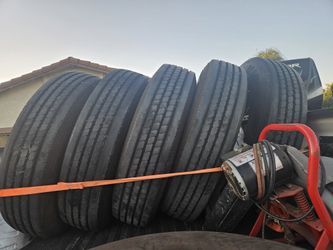 22.5 Tires For Motor Home Or Truck
