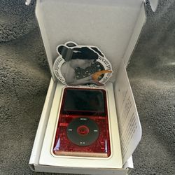 Modded iPod Classic 7th gen With Classic Connect 2 Housing 