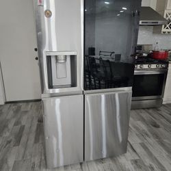 Refrigerator LG
