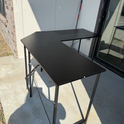 L Shaped Desk For Work Or Gaming