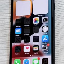 Excellent Condition UNLOCKED APPLE iPhone 8 64GB LOW PRICE