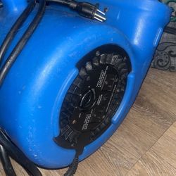 *NOT FREE* AIR BLOWER