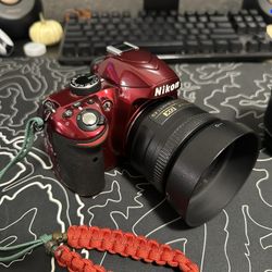 NIKON D3200 DSLR