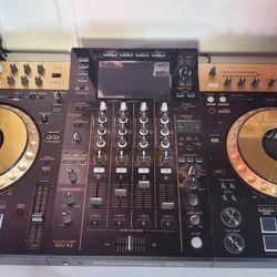 Pioneer XDJ-XZ-N DJ Controller Limited Edition Gold All-in-One Rare